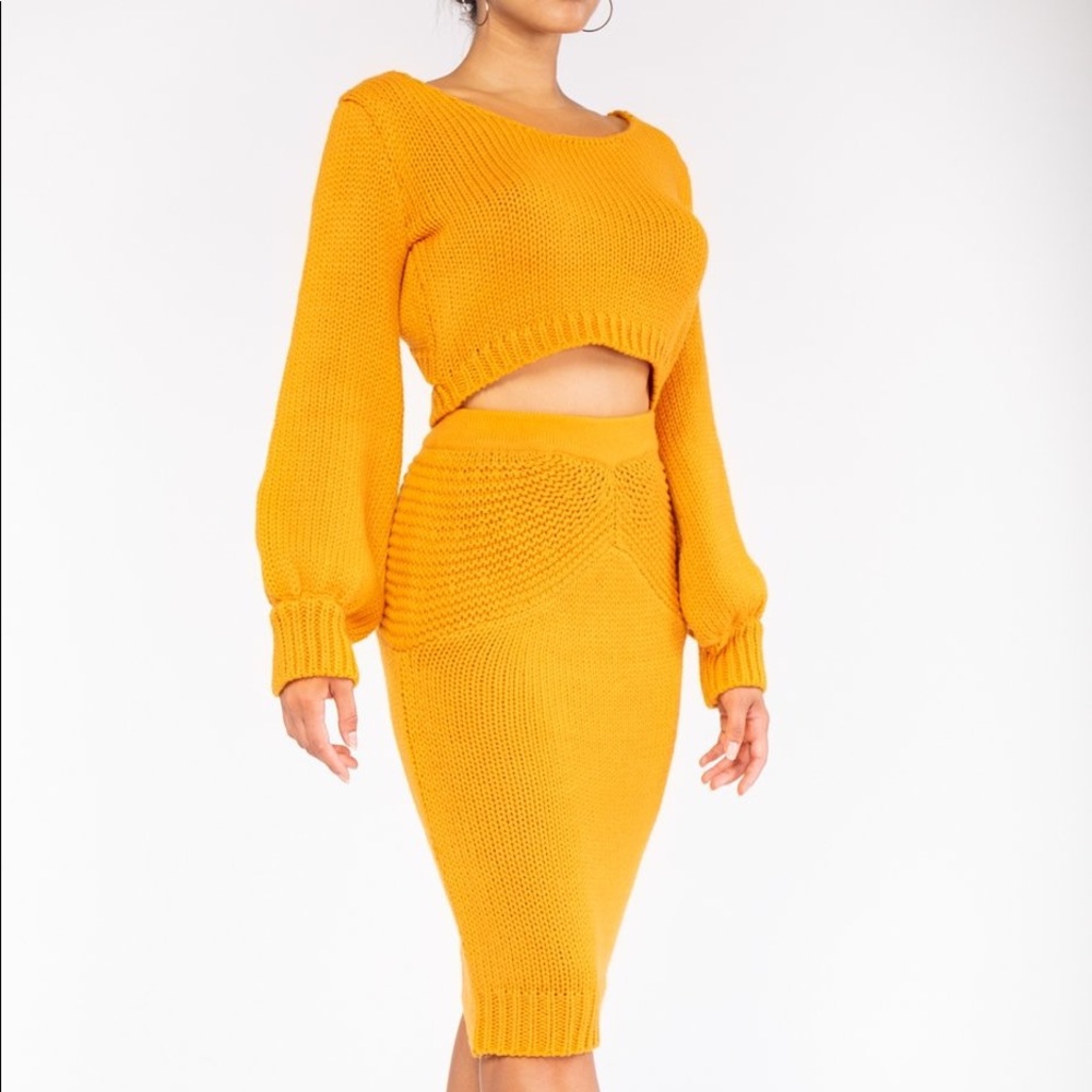 Old post* 2-Pc Chunky Knit Sweater MIDI Skirt Set - Picture 5 of 8